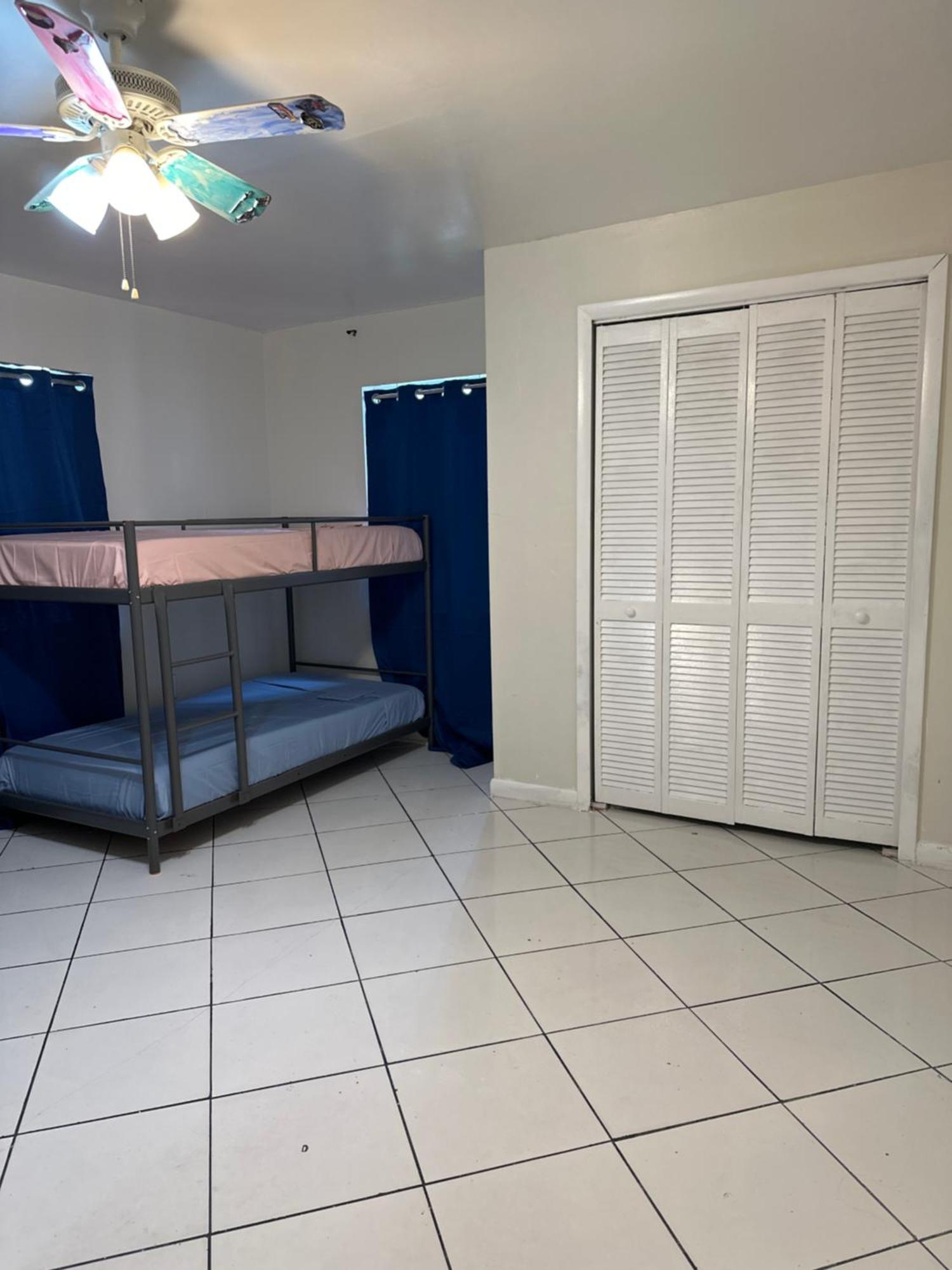 Hospedaje North Miami Exterior photo